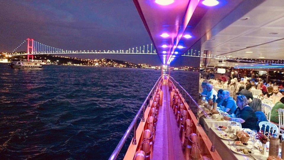 Bosphorus Tour in Istanbul